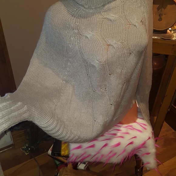 Bebe mohair oversized sweater poncho S NWOT - Picture 3 of 7